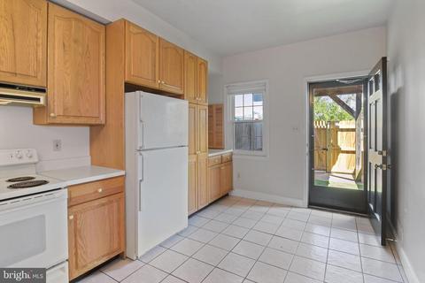 724 E Fort Ave, Baltimore, MD 21230 photo 9