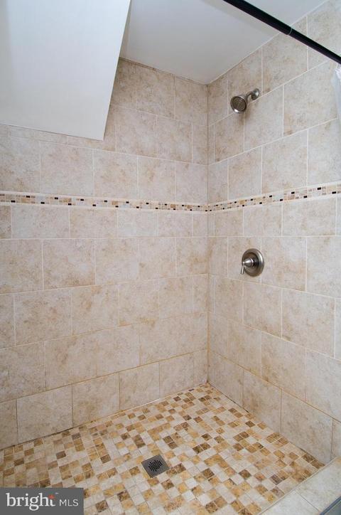 320 S Wolfe St, Baltimore, MD 21231 photo 13