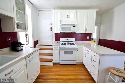 232 Mallow Hill Rd, Baltimore, MD 21229 photo 28