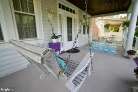 232 Mallow Hill Rd, Baltimore, MD 21229 photo 6
