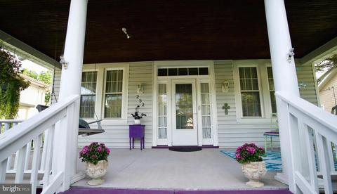 232 Mallow Hill Rd, Baltimore, MD 21229 photo 1