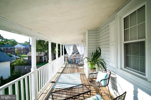 232 Mallow Hill Rd, Baltimore, MD 21229 photo 15