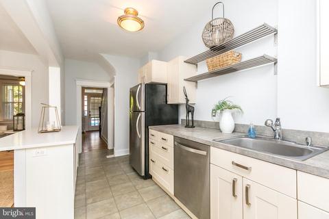 827 W 33rd St, Baltimore, MD 21211 photo 17