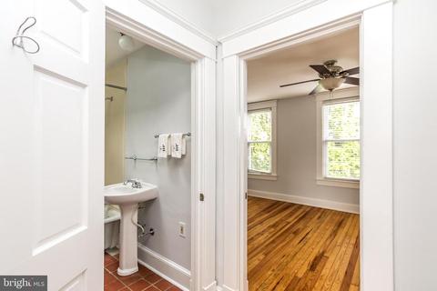 827 W 33rd St, Baltimore, MD 21211 photo 23