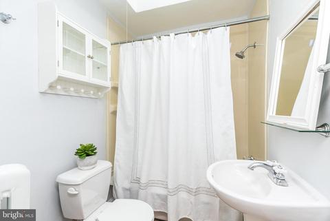 827 W 33rd St, Baltimore, MD 21211 photo 22