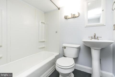 827 W 33rd St, Baltimore, MD 21211 photo 33