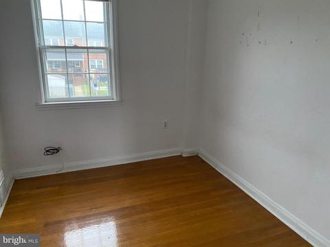 1318 Meridene Dr, Baltimore, MD 21239 photo 8
