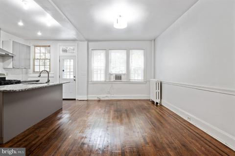 8 York Ct, Baltimore, MD 21218 photo 10