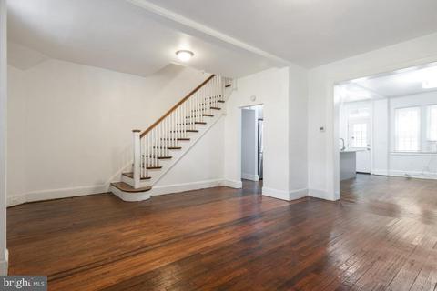 8 York Ct, Baltimore, MD 21218 photo 7