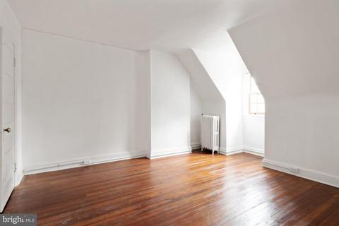 8 York Ct, Baltimore, MD 21218 photo 28