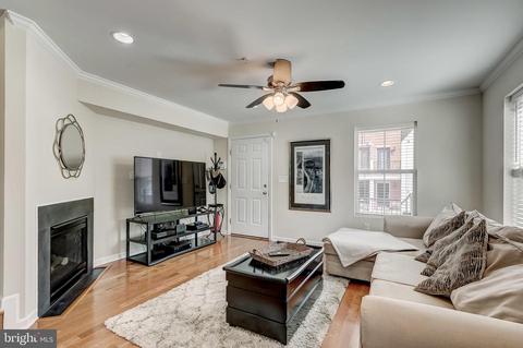 4633 Dillon Pl, Baltimore, MD 21224 photo 6