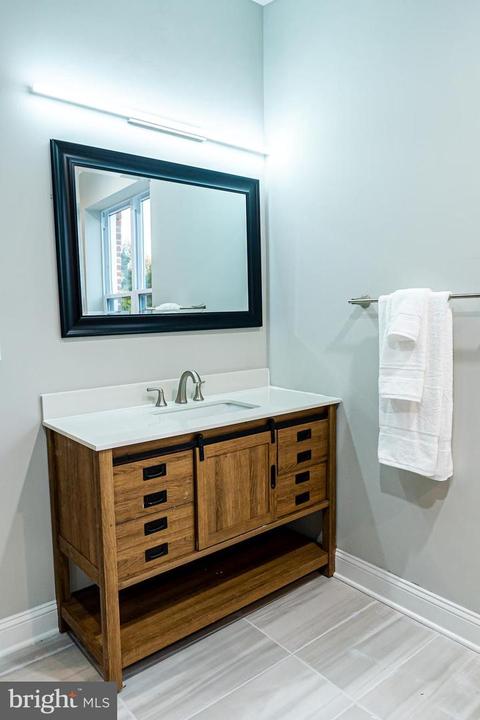 1413 Madison Ave, Baltimore, MD 21217 photo 32