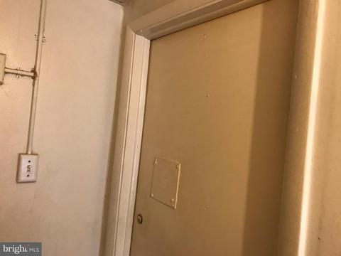 218 S Augusta Ave, Baltimore, MD 21229 photo 38