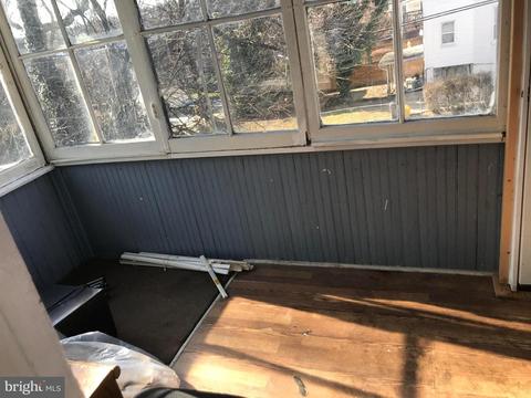 218 S Augusta Ave, Baltimore, MD 21229 photo 33