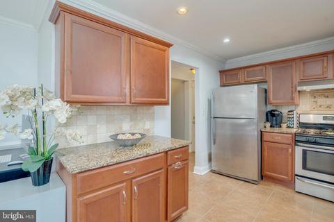 6025 Highgate Dr, Baltimore, MD 21215 photo 14