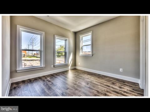 4011 Harmony Ct, Baltimore, MD 21224 photo 8