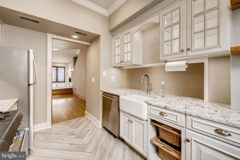 458 E Cross St, Baltimore, MD 21230 photo 4