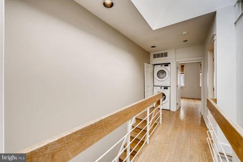 458 E Cross St, Baltimore, MD 21230 photo 14