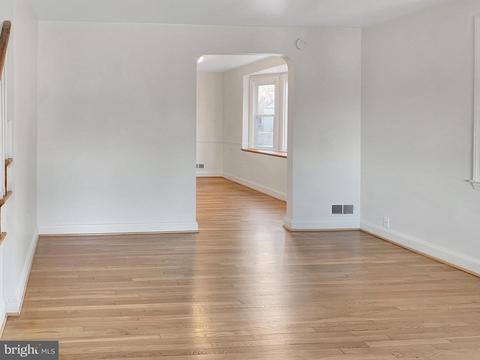 5802 Plumer Ave, Baltimore, MD 21206 photo 2