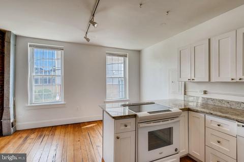 462 E Cross St, Baltimore, MD 21230 photo 6