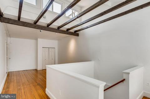 462 E Cross St, Baltimore, MD 21230 photo 4