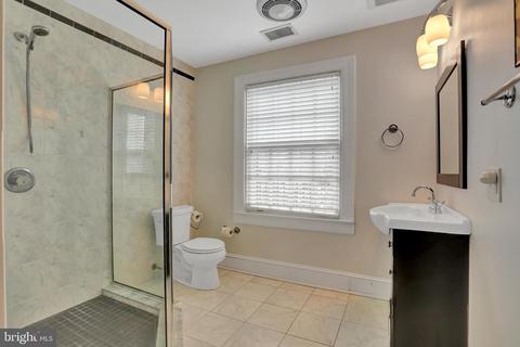 214 Northway, Baltimore, MD 21218 photo 32