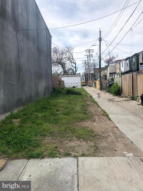 2301 E Madison St, Baltimore, MD 21205 photo 1