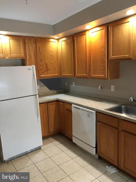 731 Harvey St, Baltimore, MD 21230 photo 4