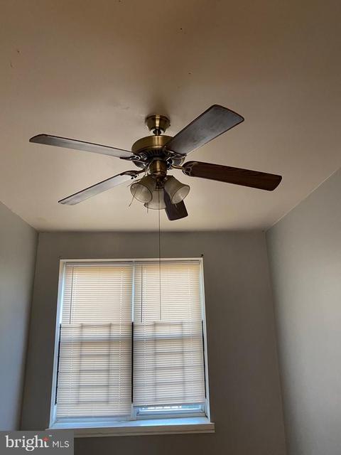 757 Linnard St, Baltimore, MD 21229 photo 7