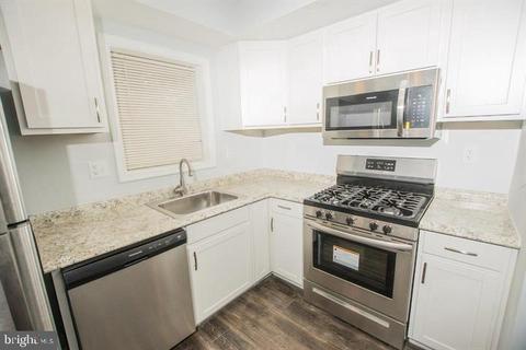 906 N Payson St, Baltimore, MD 21217 photo 1
