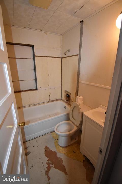 20 Left Wing Dr, Middle River, MD 21220 photo 15