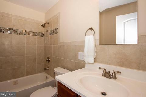 4 Hazel Dr, Middle River, MD 21220 photo 10