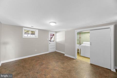 1020 Circle Dr, Halethorpe, MD 21227 photo 40