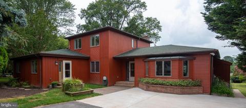 7908 Shore Rd, Sparrows Point, MD 21219 photo 1