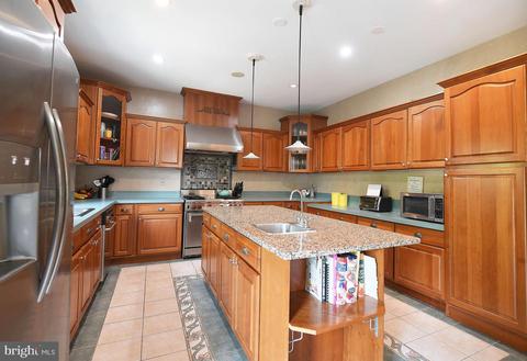7516 Belmont Ave, Baltimore, MD 21224 photo 4