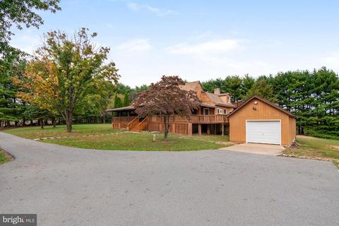 19801 Grave Run Rd, Hampstead, MD 21074 photo 4