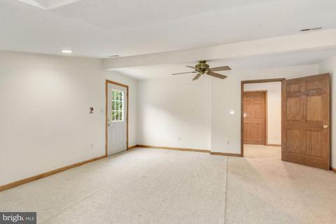 19801 Grave Run Rd, Hampstead, MD 21074 photo 43