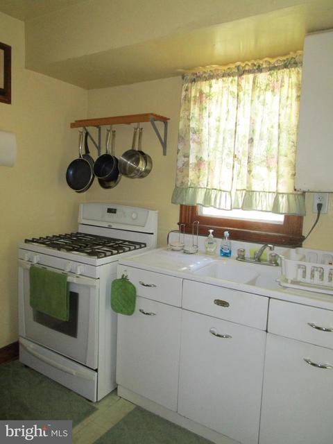 122 3rd Ave, Baltimore Highlands, MD 21227 photo 23