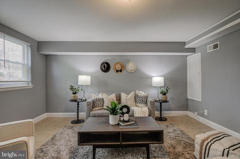 3177 Bero Rd, Halethorpe, MD 21227 photo 8