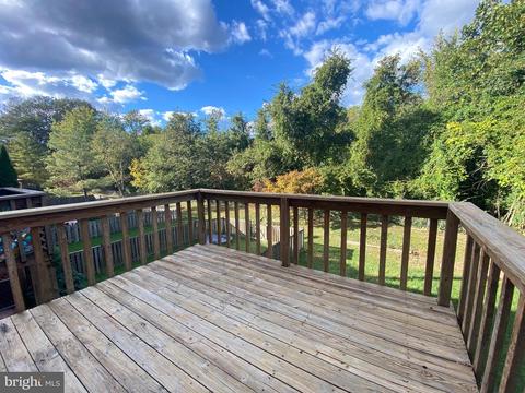 40 Bartley Ct, Nottingham, MD 21236 photo 19