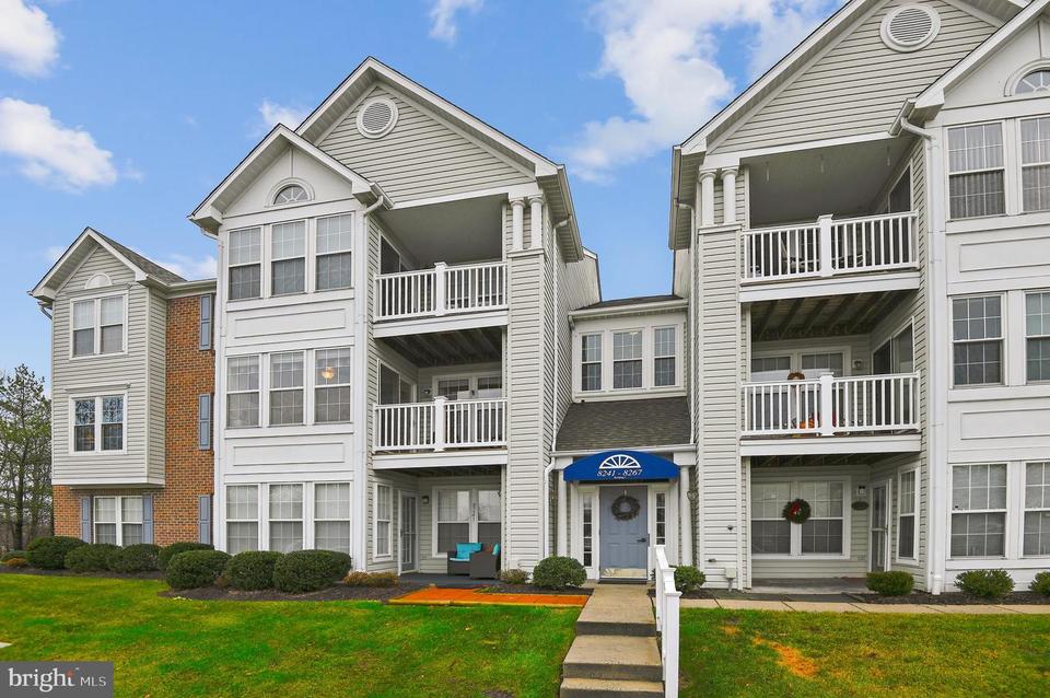 8251 Poplar Mill Rd, Nottingham, MD 21236 40 Photos