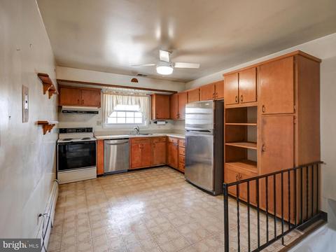 22 Greentree Dr, Phoenix, MD 21131 photo 13