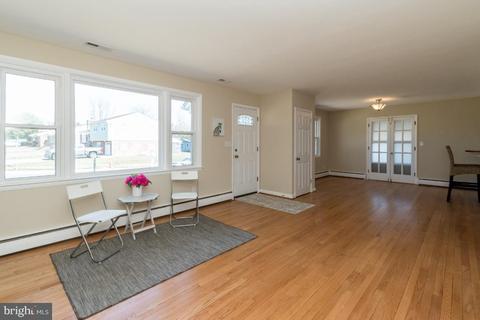 8409 Merryview Dr, Windsor Mill, MD 21244 photo 9