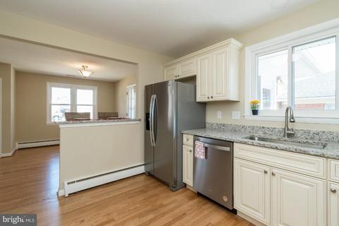 8409 Merryview Dr, Windsor Mill, MD 21244 photo 13