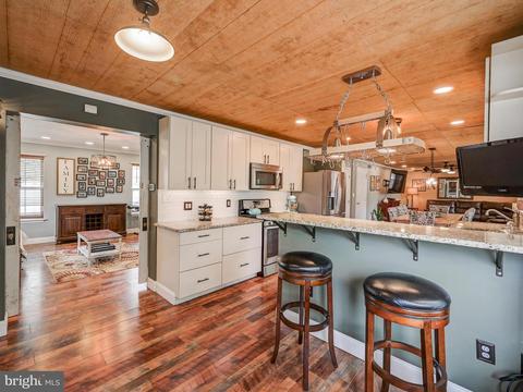 4554 Sandwood Rd, Sparrows Point, MD 21219 photo 11