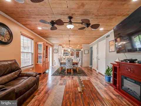 4554 Sandwood Rd, Sparrows Point, MD 21219 photo 18
