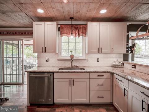 4554 Sandwood Rd, Sparrows Point, MD 21219 photo 13