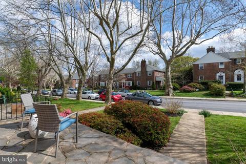 218 Murdock Rd, Baltimore, MD 21212 photo 3