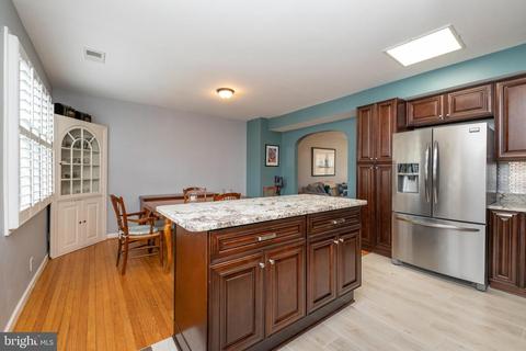 218 Murdock Rd, Baltimore, MD 21212 photo 13
