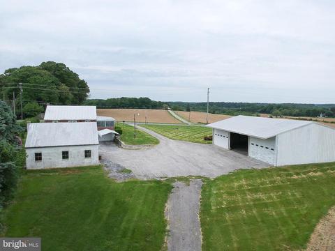 5001 Mount Carmel Rd, Hampstead, MD 21074 photo 4
